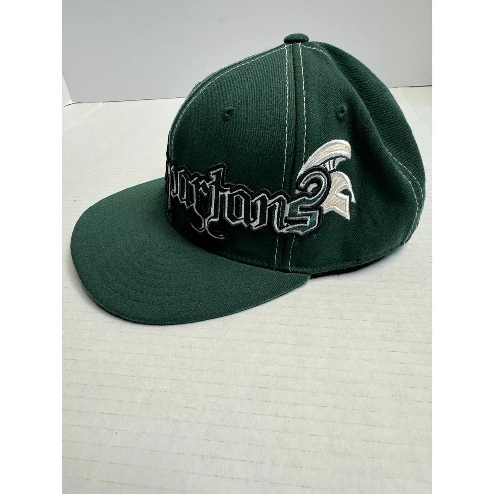 Michigan State Spartans‎ Fitted Hat Green Embroidered Logo NCAA Top of the World